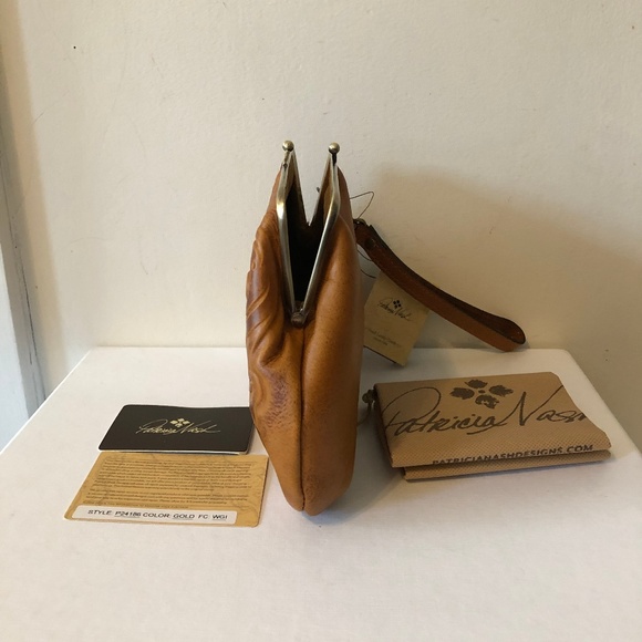 Patricia Nash SAVENA Tooled Leather WristletClutch - Picture 3 of 8